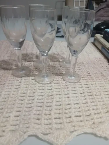 Taça de licor de cristal 