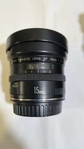 Lente 15mm f/2.8 olho de peixe