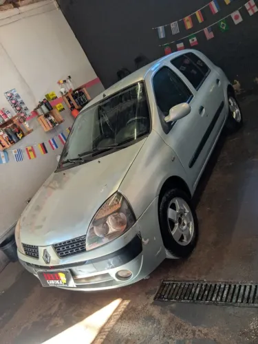 Renault Clio RT/ Privil. 1.0/1.0 Hi-power 16V 5P 2004