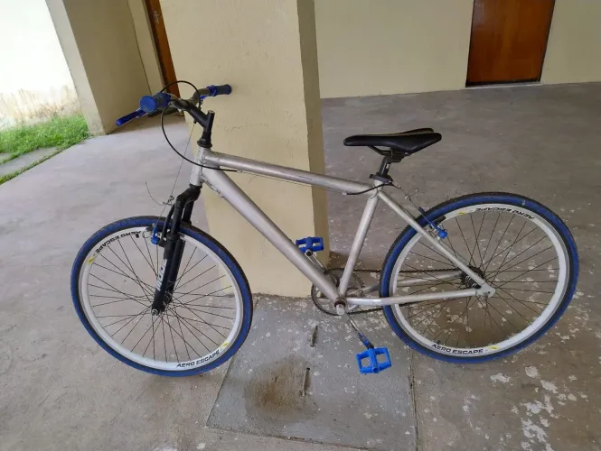 Bicicleta alumínio 