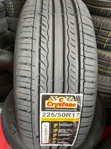 Pneu 225/50 R17 remolde novo