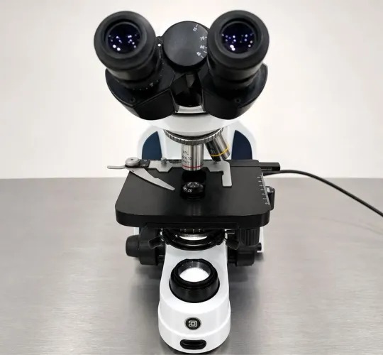 Microscópio Binocular Iscope