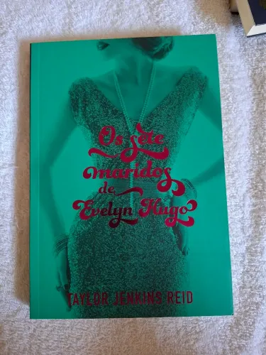 Os sete maridos de evelyn hugo