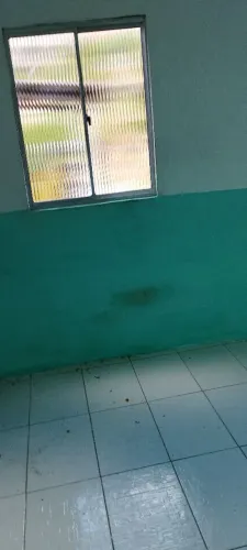 Aluga-se kitnet