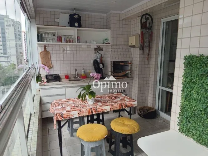 3 dormitórios, 5 banheiros à venda por R$ 1.350.000 - Canto do Forte - Praia Grande/SP