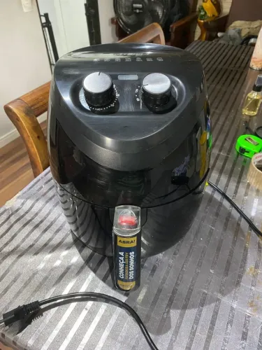 Air Fryer Britânia BFR25P 1500W - Excelente Estado ?