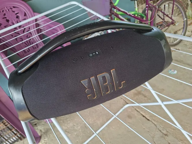JBL BOOMBOX 3 WI-FI SEMI NOVA COM NOTA FISCAL E FUNCIONA PERFEITAMENTE