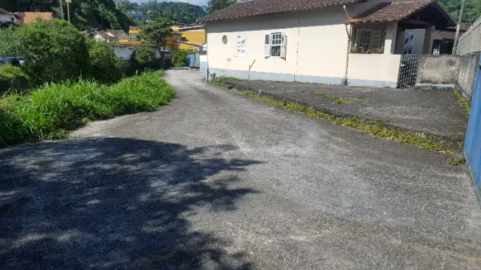 Galpão- Petrópolis, Centro