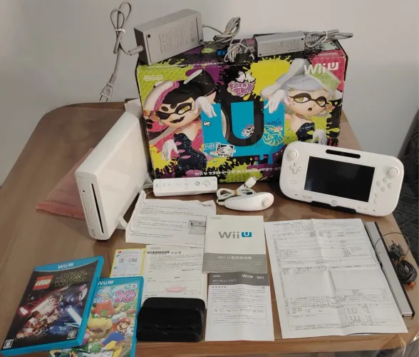 Nintendo Wii U Edição Especial Japonesa - Completo na Caixa!
