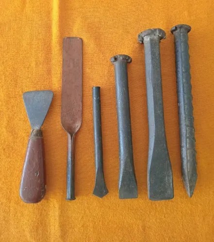 Diversas ferramentas usadas e conservadas