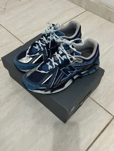 Tênis New Balance 1906