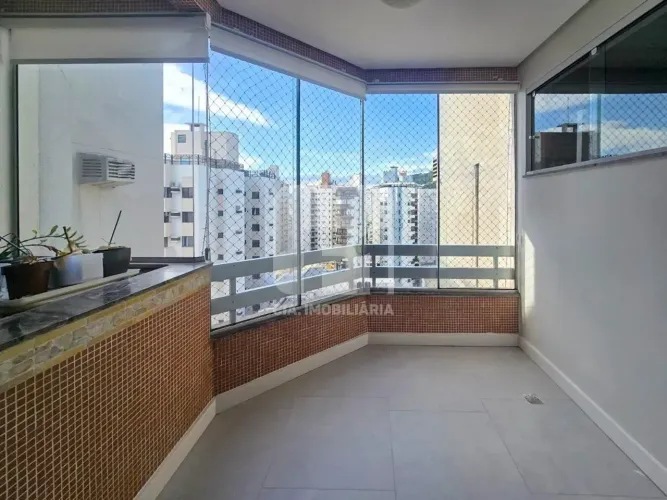 Apartamento à venda com 125 m2 com 3 quartos na Av. Trompowsky, Centro - Florianópolis - S