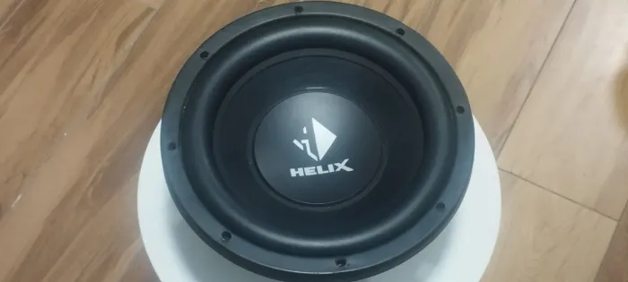 Subwoofer helix p10