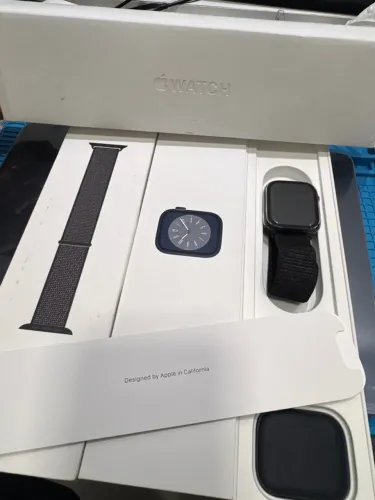 Apple Watch 8 GPS 45mm completo