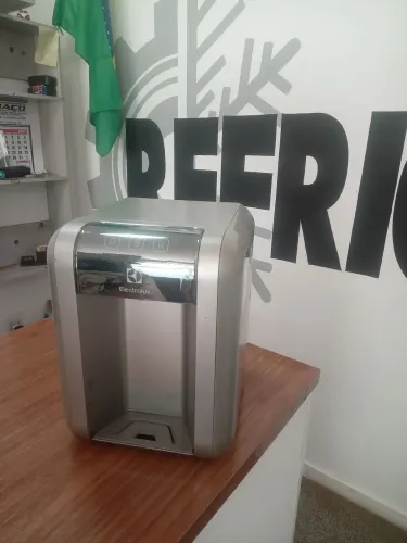 Purificador de água eletrônico Electrolux