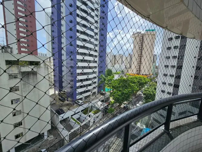 APARTAMENTO SOFISTICADO EM BOA VIAGEM CONFORTO, SEGURANÇA E QUALIDADE DE VIDA!