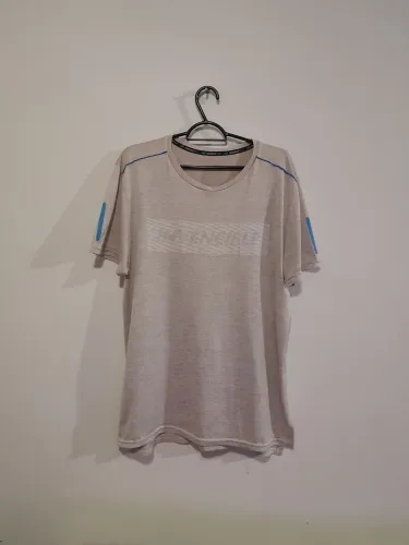 Camisa Invencible