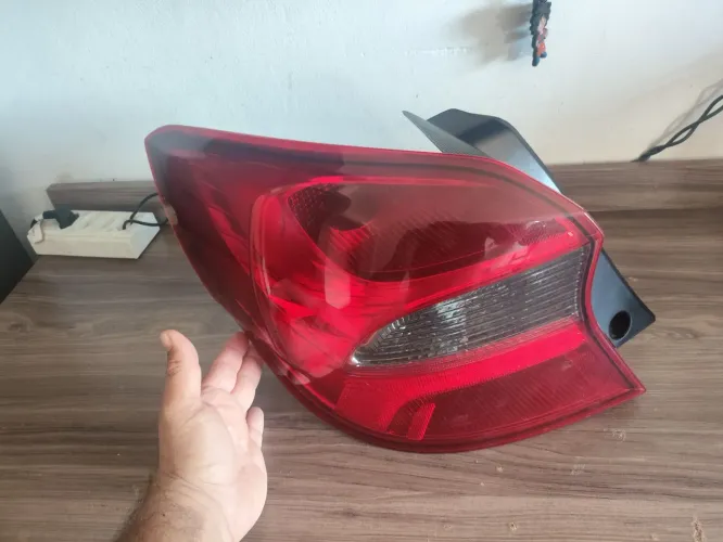 Lanterna para Ford Ka 