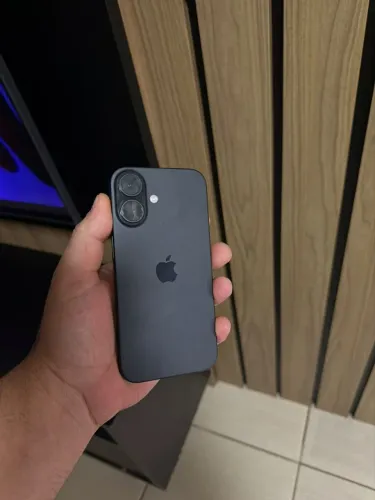 iPhone 16 / Saúde da bateria 92% / 128 GB / Não pego troca 