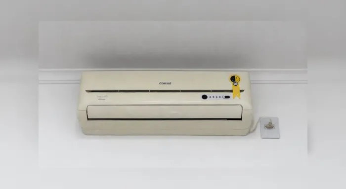 Ar condicionado CONSUL 12000 btus quente e frio 
