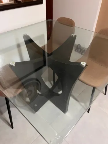 Vendo mesa de jantar