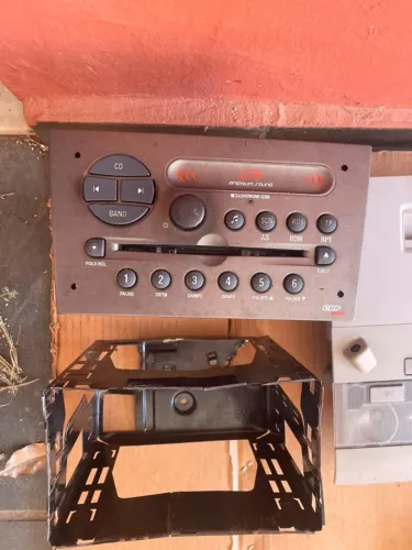 Rádio CD Player Original Vectra 2.4 MP3 Premium Sound com Código e Moldura GM