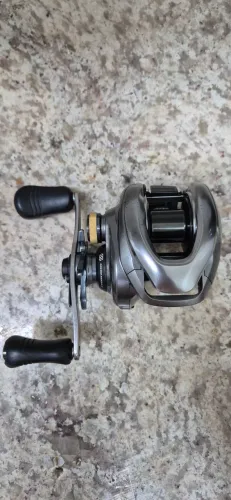 Carretilha Shimano Metanium Dc Xg Direita 