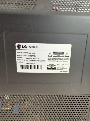 TV LG PLASMA 42? PEÇAS OU REPARO