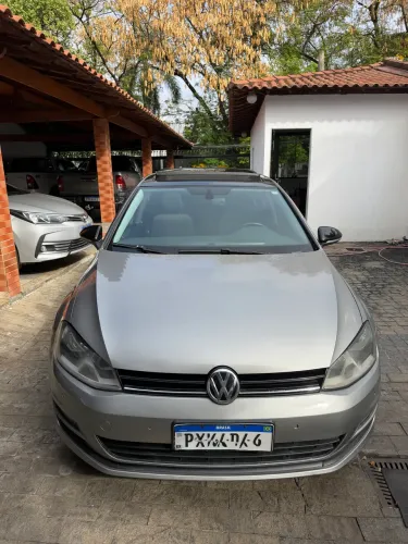 Volkswagen Golf Comfortline 1.6 MSI Total Flex Aut. 2016