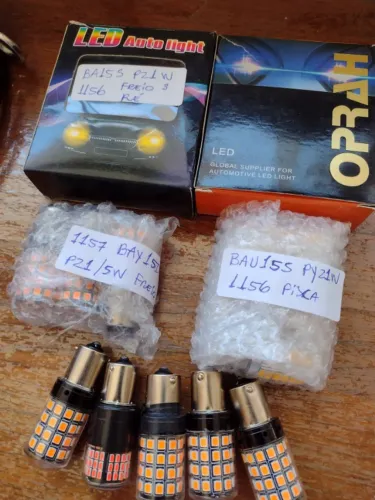 Barbada :Lampadas de Led Automotiva colorida ,Pisca , Farol e Ré Potência 5w ,