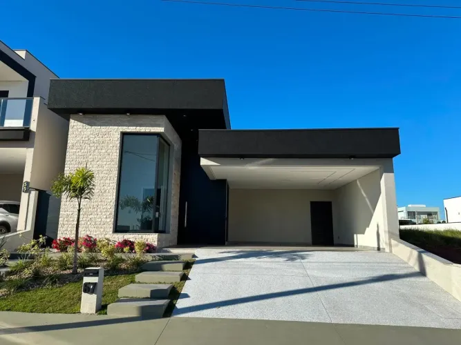 Casa nova em condomínio fechado com 3 suítes, piscina e móveis planejados em Tatuí/SP