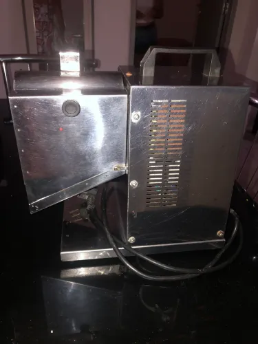 Máquina de ralador de milho