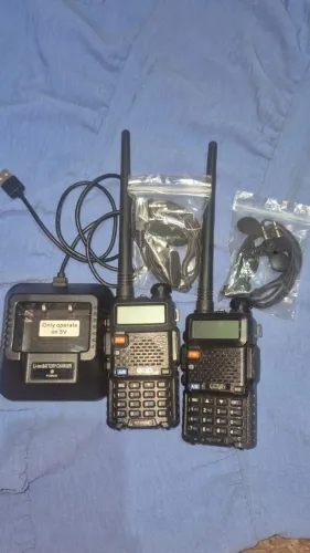 Vendo rádio comunicador