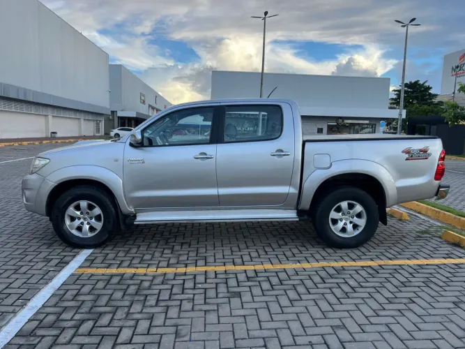 Toyota Hilux CD SRV D4-d 4X4 3.0 TDI Diesel AUT 2008