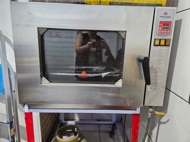 Vendo Maquinário de Padaria Completo!
