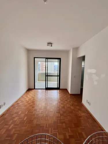 Imóvel para aluguel e venda tem 52 metros quadrados com 2 quartos em Cidade Monções - São