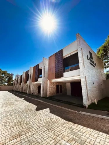 Aluguel - Condomínio de Sobrados - Évora Charm Village