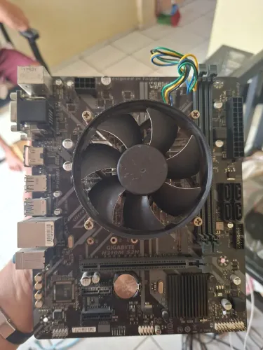 Placa mãe + processador i5 9400f