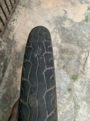 Pneu fan levorin 