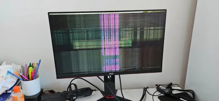 Monitor AOC Hero 24" 144Hz (Com defeito)<br>R$ 100,00