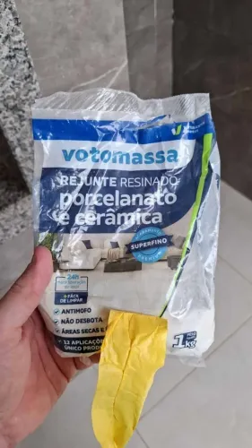 Rejunte resinato porcelanato