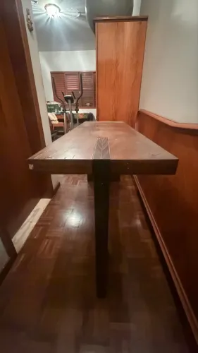 Aparador em Madeira - 140cm de comprimento