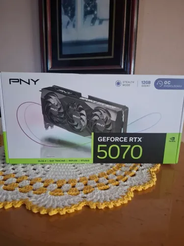 RTX 5070 PNY O.C. (LACRADA)