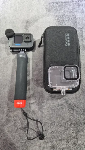 GoPro HERO12 Black + Bundle/Kit de accesorios