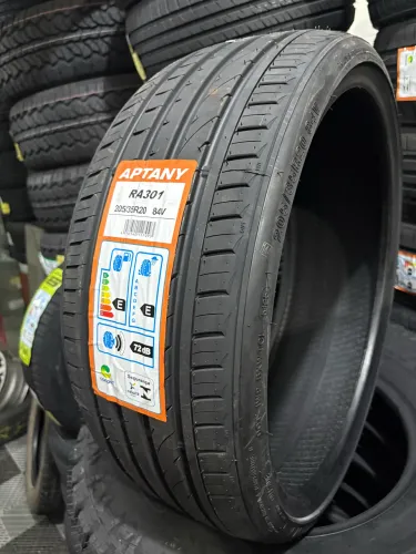 2 pneus Aptany 205/35/20 novos 