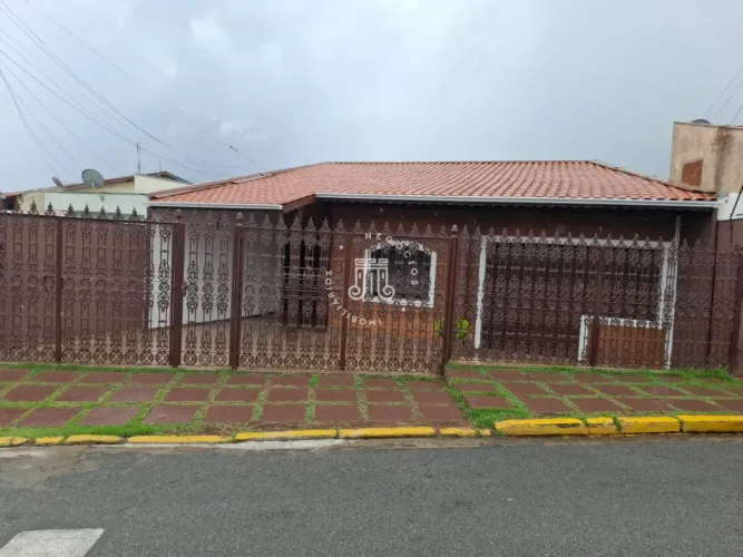 CASA A VENDA NA VILA TUPI VARZEA PAULISTA S/P