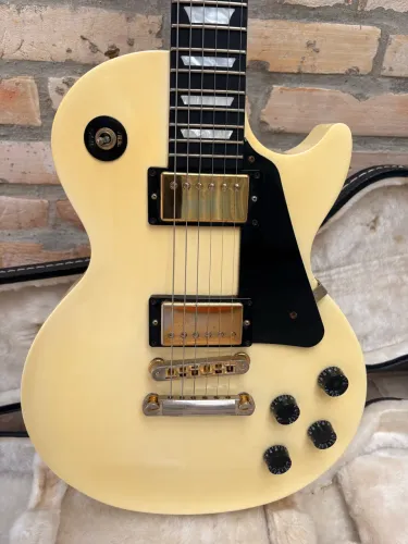 Gibson Les Paul Studio - Alpine White