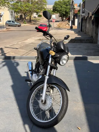 TITAN HONDA 2005 À VENDA