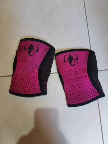 Joelheira de crossfit 