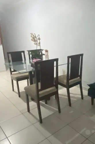 Mesa de Jantar 4 lugares